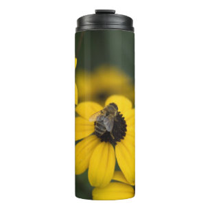 Biene auf der gelben Blume Thermosbecher