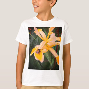 Biene auf einer gelben Blume T-Shirt
