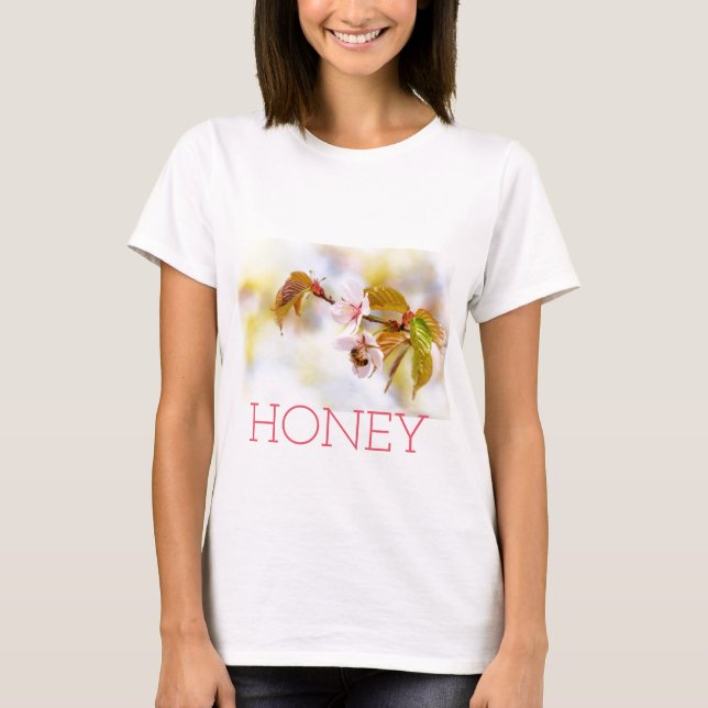 Biene auf einer Kirsche-Blume T-Shirt (Vorderseite)