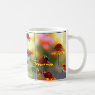 Biene auf Gaillardia Kaffeetasse