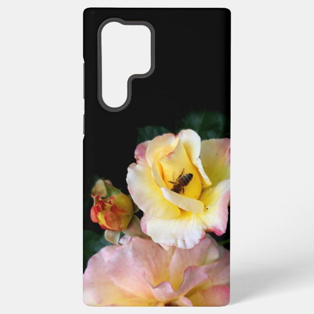Biene auf rosa Gelben Rosen Blume Samsung Galaxy Hülle (Rückseite)