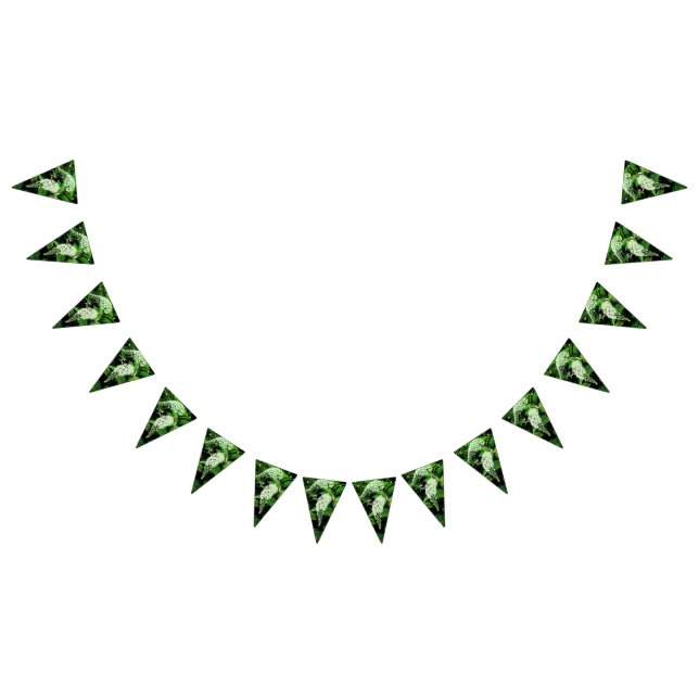 Biene auf weißen Blume Wimpelkette (Alle)