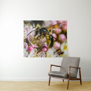 Biene in der Nachbarschaft 50 x 60 Wandteppich