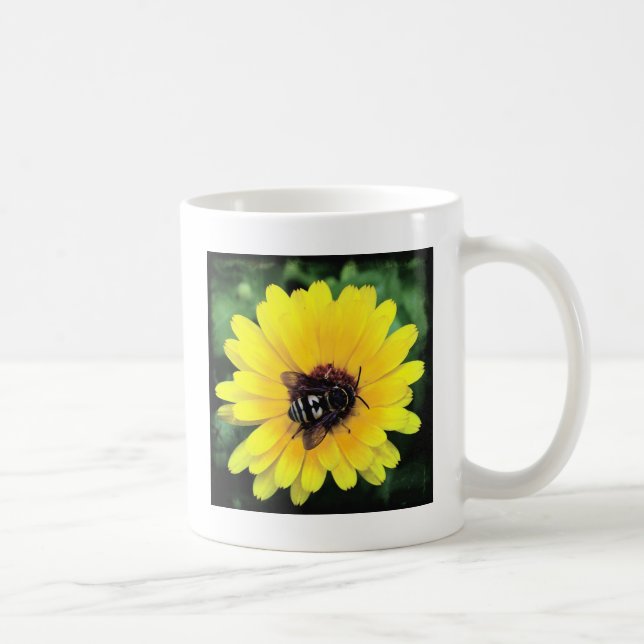 Biene und Gelbe Blume Kaffeetasse (Rechts)