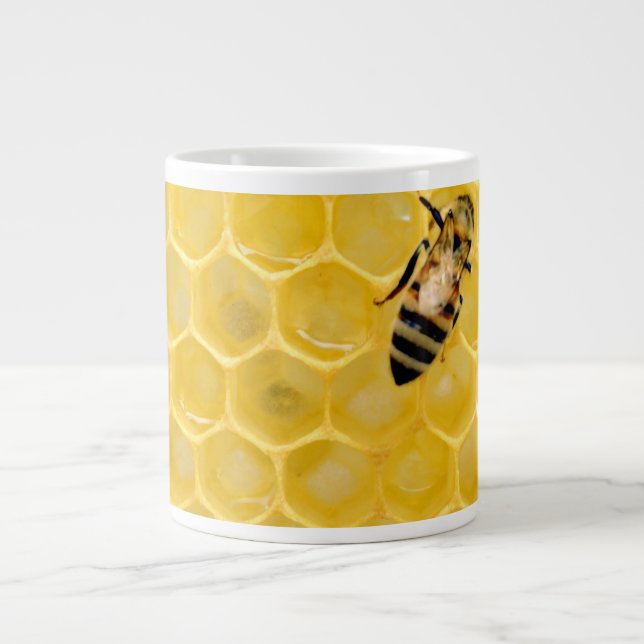 Bienen und Waben Jumbo-Tasse (Vorderseite)
