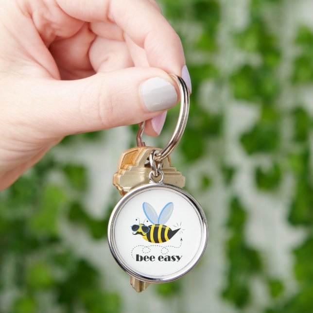 Bienenfigur mit Schnurrbart-Sonnenbrille Bee Easy Schlüsselanhänger (Hand)