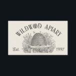 Bienenzüchter Hütte Stil Vintage Skep & Honeybeere Visitenkarte<br><div class="desc">Ein altmodischer,  schön illustrierter Skep-Bienenstock auf einer hellen Elfenbeinkarte. Raum für die Beschreibung von Bienenstöcken und Kontaktinformationen auf der Rückseite.</div>