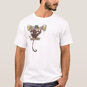 Bier-Affe durch Mudge Studios T-Shirt