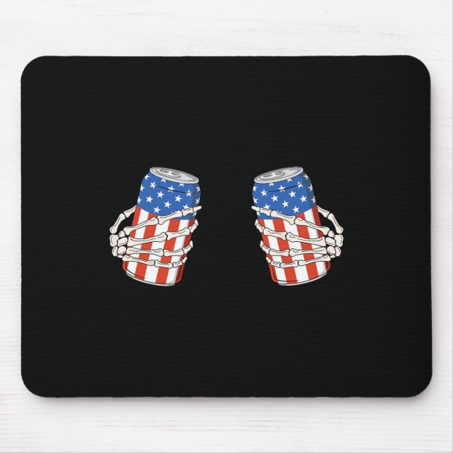 Bier Can Skeleton Hand Funny 4. Juli Amerikaner Mousepad (Vorne)
