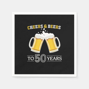 Bier Drinker Cheers und Biere bis 50 Jahre Geburts Serviette