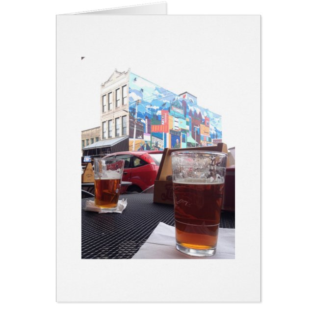 BIER MIT BLICK AUF PITTSBURGH STRIP DISTRICT 50. (Vorne)