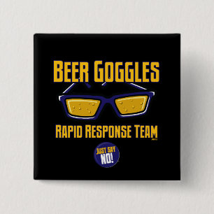 Bier-Schutzbrillen-schnelles Warteteam Button