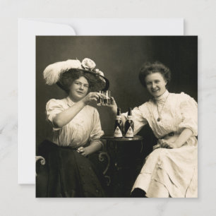 Bier-trinkende Freundinnen 1905