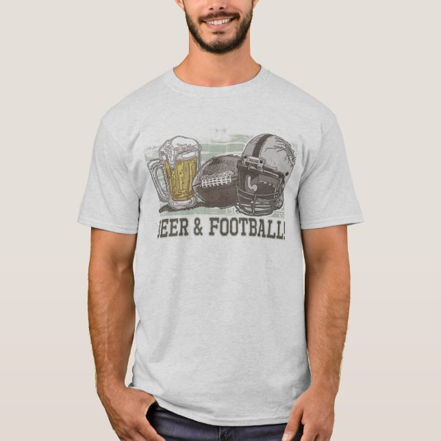 Bier u. Fußball durch Mudge Studios T-Shirt (Vorderseite)