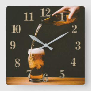 Bier-Zeit-Uhr Quadratische Wanduhr