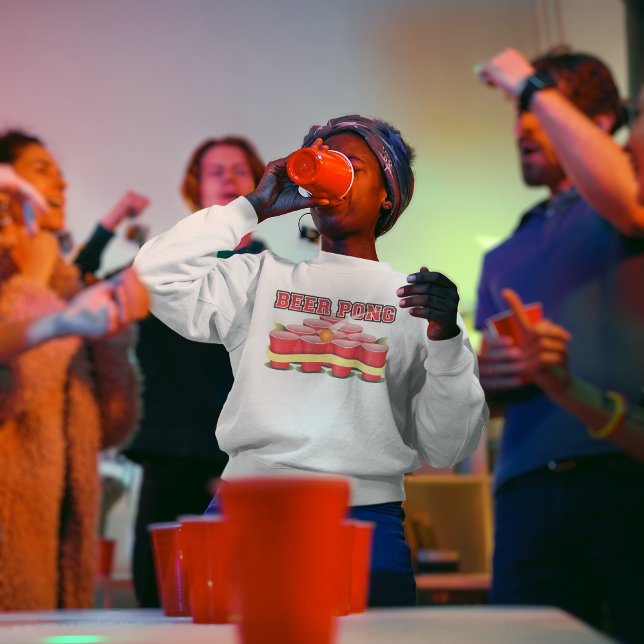 Bierpong Champion Cups Pong Ball anpassen Sweatshirt (Von Creator hochgeladen)