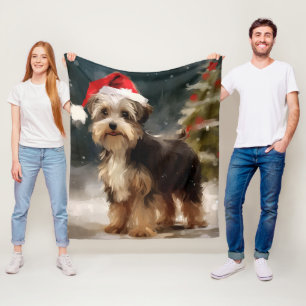 Biewer Terrier Dog in Schneehocht Fleecedecke