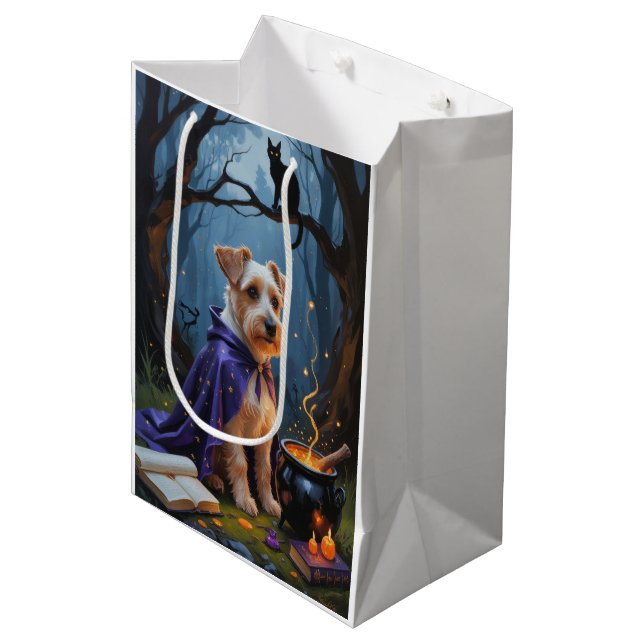 Biewer Terrier Dog Whimsical Halloween Malerei Mittlere Geschenktüte (Vorderseite Schrägansicht)