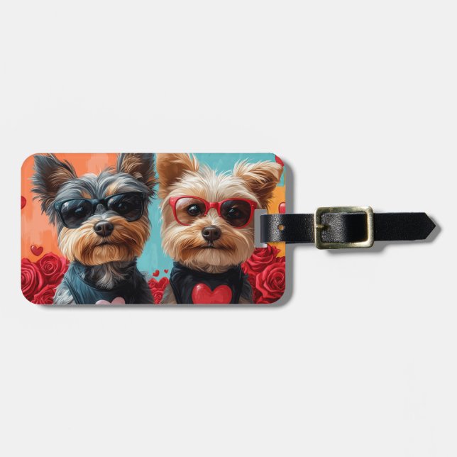 Biewer Terrier mit Herz-Rose Valentinstag Gepäckanhänger (Vorderseite horizontal)
