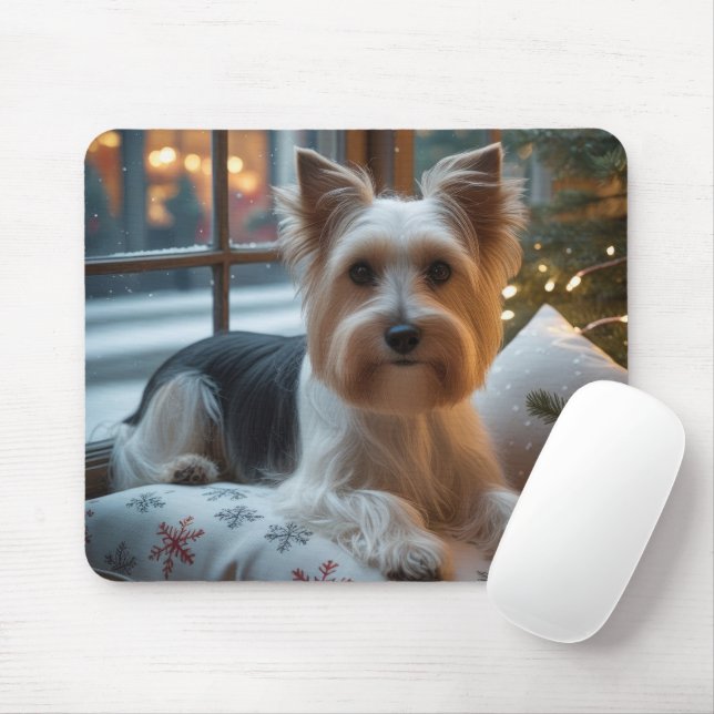 Biewer Terrier mit Weihnachtsbeleuchtung Urlaub Mousepad (Mit Mouse)