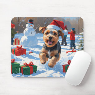 Biewer Terrier Weihnachtsfestliche Schneeszene  Mousepad
