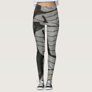 Big Automotive Autos alte Reifen Black Road Trips Leggings