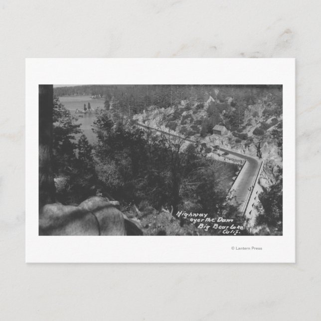 Big Bear Lake, CA Highway Oberhalb des Stausees Postkarte (Vorderseite)