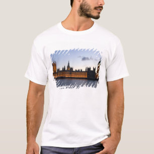 Big Ben und das Houses of Parliament in der Stadt T-Shirt