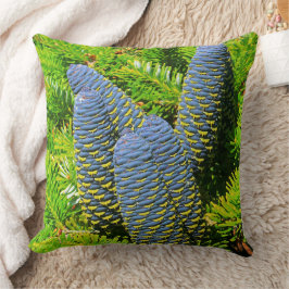 Big Blue Korean Tree Cones Kissen
