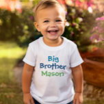 Big Brother Colorful Monogram Boys T-Shirt<br><div class="desc">Passen Sie diesen stilvollen großen T - Shirt mit dem Namen des Kindes an. Aquamarine,  dunkelblaue und grüne Farben - viele Shirt-Stil-,  Format- und Farboptionen sind verfügbar.</div>