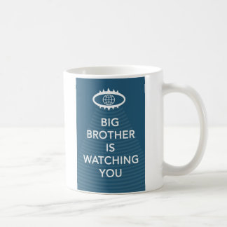 Big Brother sieht dir Slogan-Tasse von 1984 zu Tasse