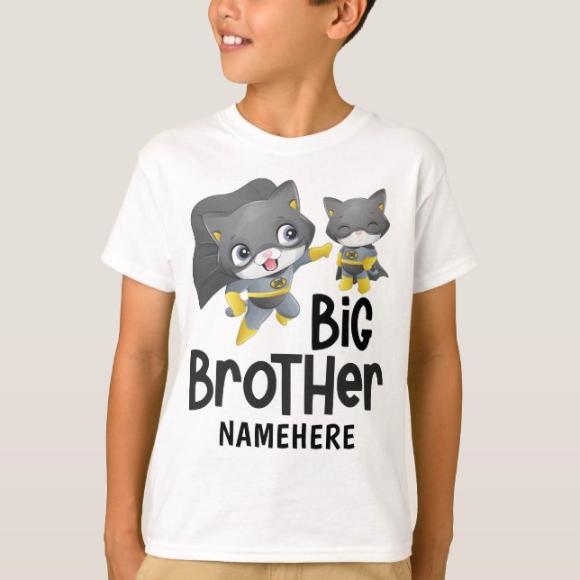 Big Brother Superhero Cat Illustration Individuell T-Shirt (Vorderseite)