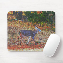 Big Buck Deer Wecke durch eine Wiesenkunst Mousepad