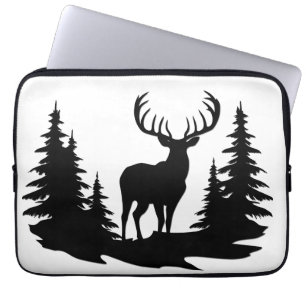 Big Buck unter Pine Trees Vector Laptopschutzhülle