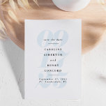Big Date Großes Foto blau Save The Date<br><div class="desc">Dieses Foto Save the Date Verlobung Ankündigung zeigt Ihr Hochzeitstag in großen hellblauen Zahlen hinter allen Details, die Sie gewollt, um mit den Gästen zu teilen - Braut und Bräutigam vollständige Namen, Ort und Datum. Es verfügt über einen Platz für ein Single Foto auf der Rückseite, was einen großen Vorzug...</div>