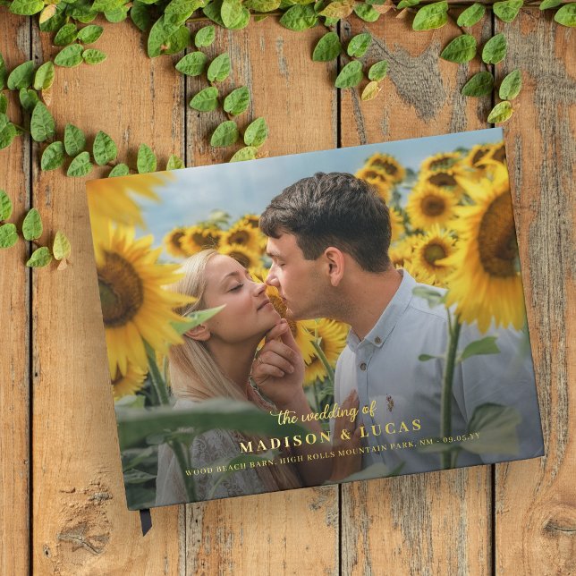 Big Foto & Gold Briefe Black the Wedding of Gästebuch (Von Creator hochgeladen)