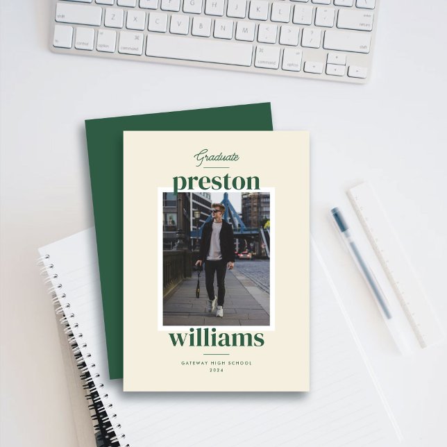 Big Green Name Abschluss Ankündigung Foto-Karte (Von Creator hochgeladen)