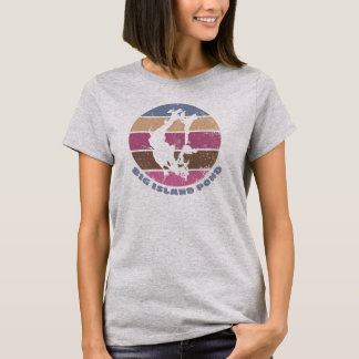 Big Island Pond See Vintag Retro Style Pinks T-Shirt