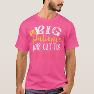 Big Patient für kleine Patienten Doctor Pediatrici T-Shirt