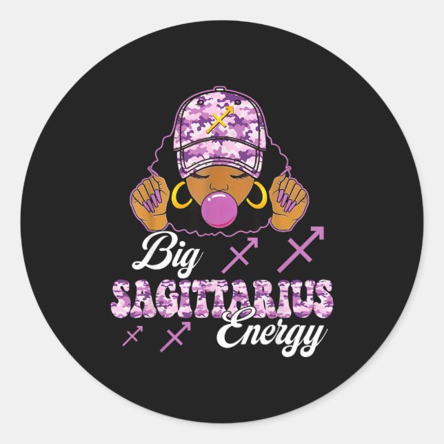 Big Sagittarius Energy Afro Girl With Purple Camou Runder Aufkleber (Vorderseite)