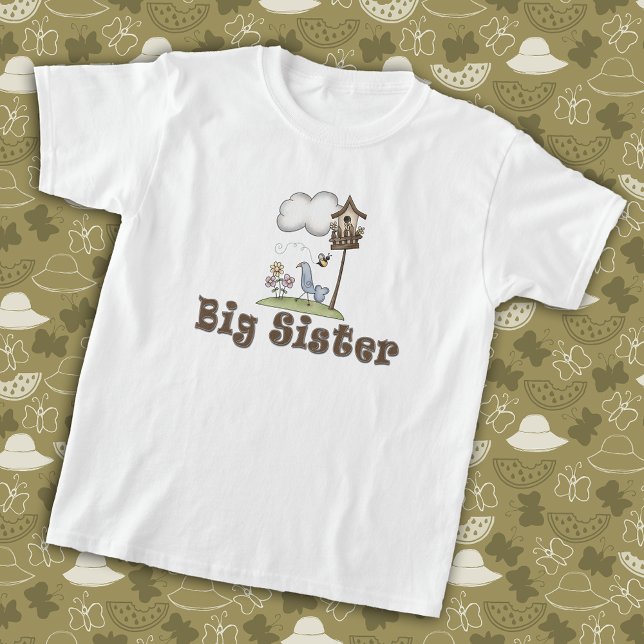 Big Sister Bird Whimsical Birdhouse T-Shirt (Von Creator hochgeladen)
