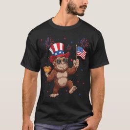 Bigfoot 4. Juli Patriotische Rakete und Feuerwerk T-Shirt