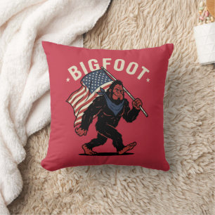 Bigfoot Amerikanische Flagge Patriotisch Retro 4. Kissen