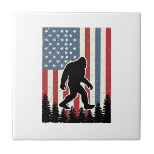 Bigfoot Amerikanische Flagge Vintage Vektor-Shirt- Fliese