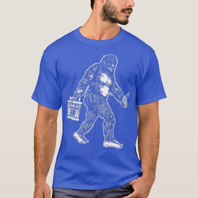 Bigfoot Beer Funny Sasquatch Biergeschenk T-Shirt (Vorderseite)
