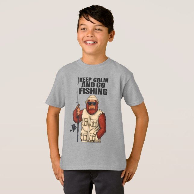Bigfoot Behielt Ruhe und gehen Fischen Funny T-Shirt (Vorne ganz)