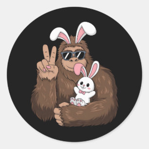 Bigfoot Bunny Rabbit Funny Ostertag Sasquatsch Runder Aufkleber