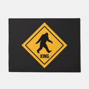 Bigfoot Crossing  Sasquatch Xing Sign  Squatch Fußmatte