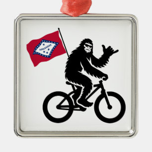 Bigfoot Cycling Arkansas Flag Ornament Aus Metall