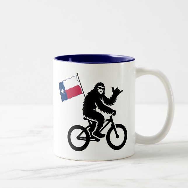 Bigfoot Cycling Texas Flag Zweifarbige Tasse (Rechts)